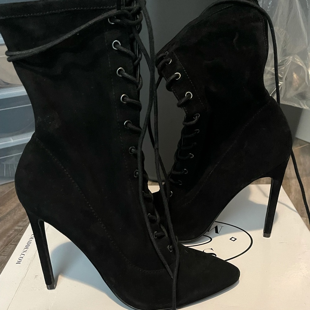 Steve Madden Women’s Bootie